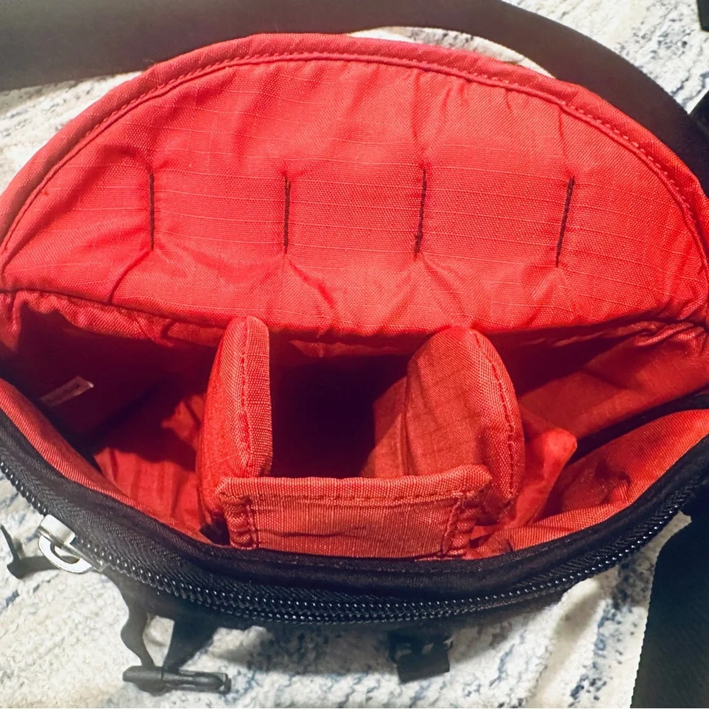 Crumpler Bag Electronics Camera Photo Equipment Green Orange 13 x 12